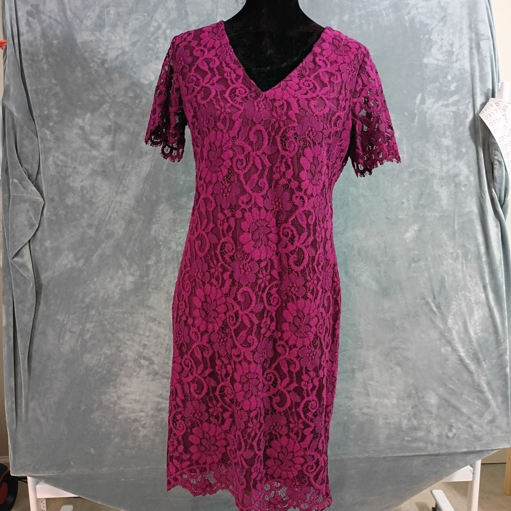Lauren Ralph Lauren Pink Floral Lace V-Neck‎ Sheath Dress Berry Size 8